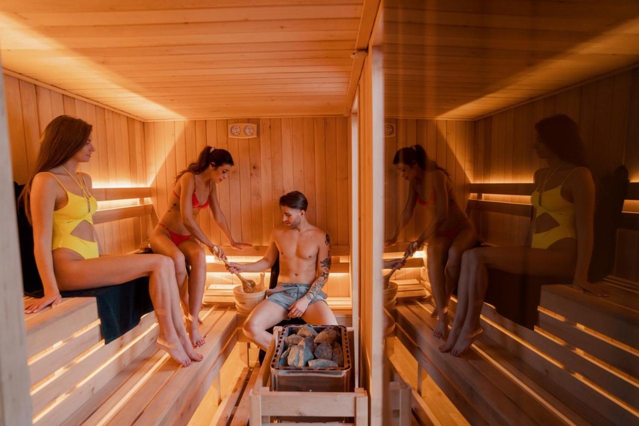 Dolina Barw - Caloroczne Domki Na Wynajem Rabka Ngoại thất bức ảnh
